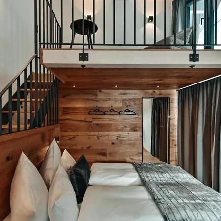 3bdr Splendid Chalet With Sauna And Hot Tub- If You Want To Book, Please Contact On Wh-ats-app - 0034-635-520-036 !!!!