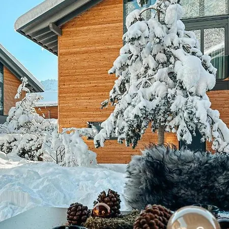 3bdr Splendid Chalet With Sauna And Hot Tub- If You Want To Book, Please Contact On Wh-ats-app - 0034-635-520-036 !!!! 빌라
