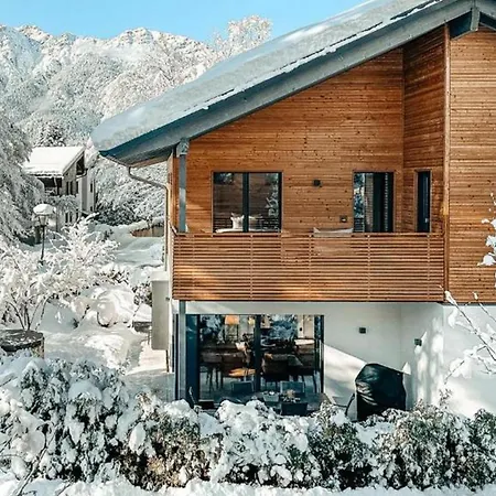 빌라 3bdr Splendid Chalet With Sauna And Hot Tub- If You Want To Book, Please Contact On Wh-ats-app - 0034-635-520-036 !!!! *