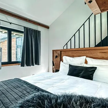 빌라 3bdr Splendid Chalet With Sauna And Hot Tub- If You Want To Book, Please Contact On Wh-ats-app - 0034-635-520-036 !!!! *